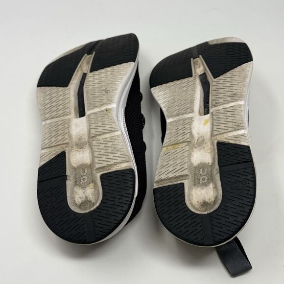 On Running Black Sneakers with White Soles - Picture 15 of 15